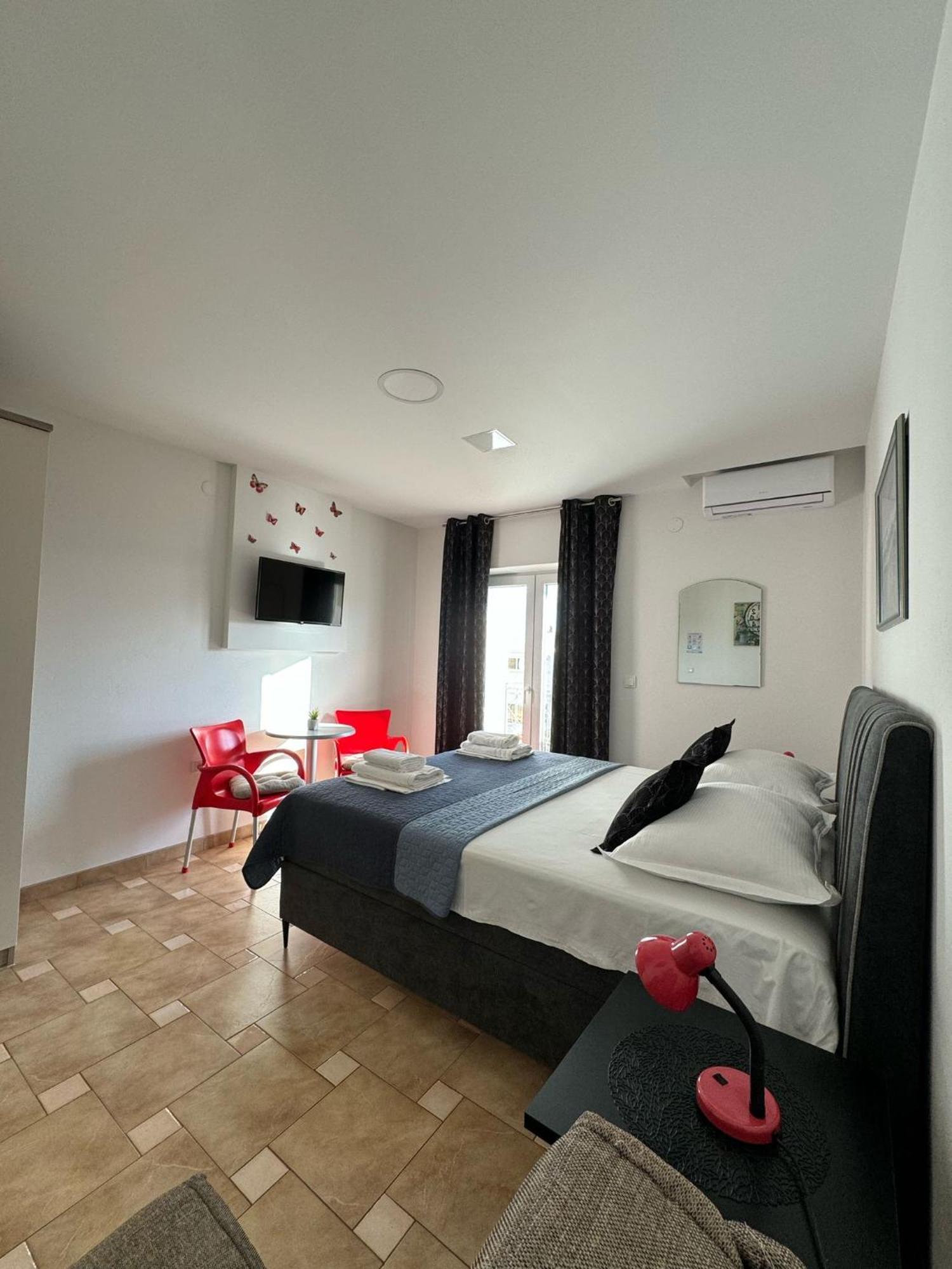 Villa Simovic Apartments Baska Voda Exterior photo