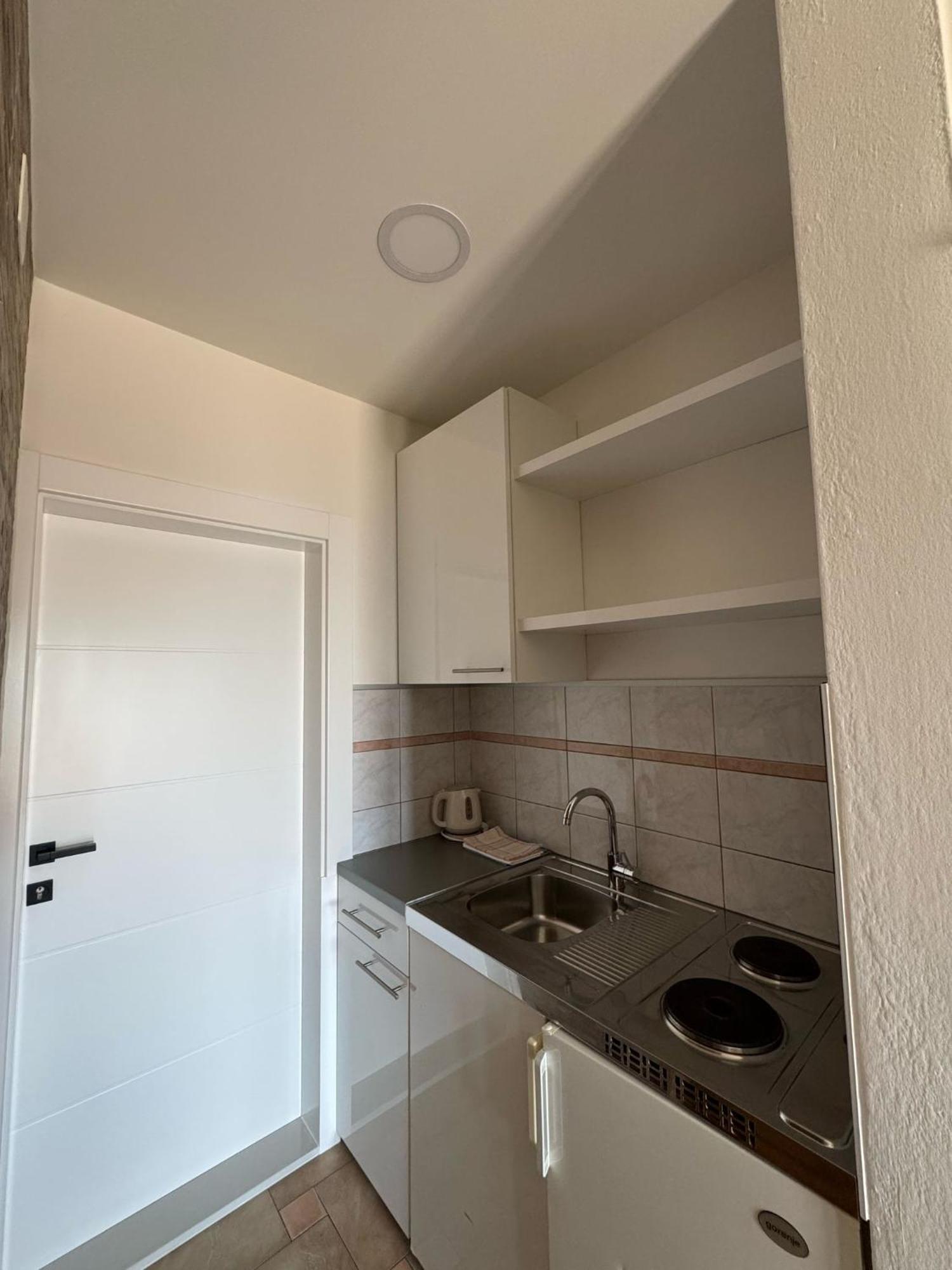Villa Simovic Apartments Baska Voda Exterior photo